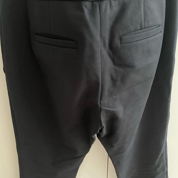 Ann Taylor cropped trousers. Size 2 petite - Picture 3 of 3